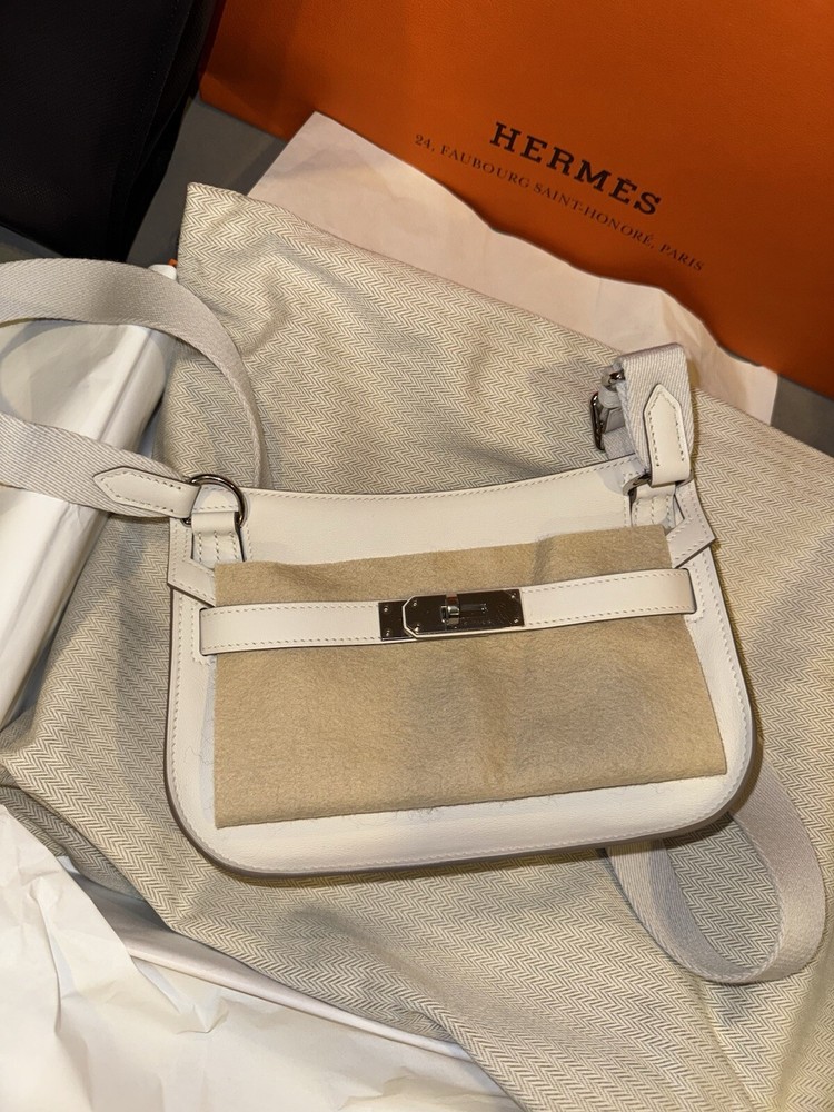 Hermes Jypsiere Mini Crossbody Handbag in Premium Leather