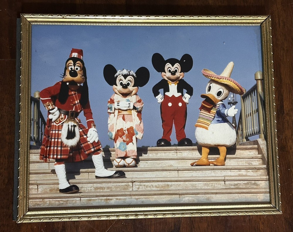 Vintage Gold Frame W/ Original Kodak Photo Mickey Mouse & Friends  Disneyworld
