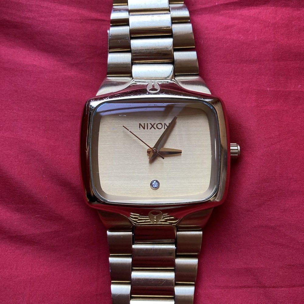 NIXON THE PLAYER Yes It's Real Gold Quartz Analog Square Watch No Box Used
