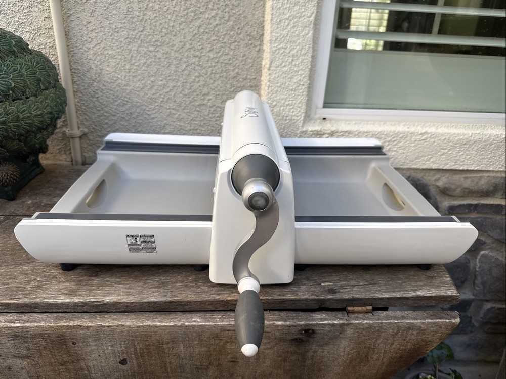 Sizzix Big Shot PRO Die Cutting Machine With Sliding Tray for Crafts Crafting