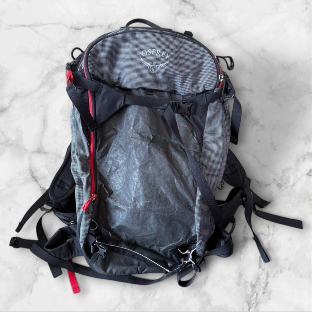 Osprey Soledenpro 32 Avalanche Airbag Backpack Pre-Owned Minimal Wear Outdoor Ski Safety Gear