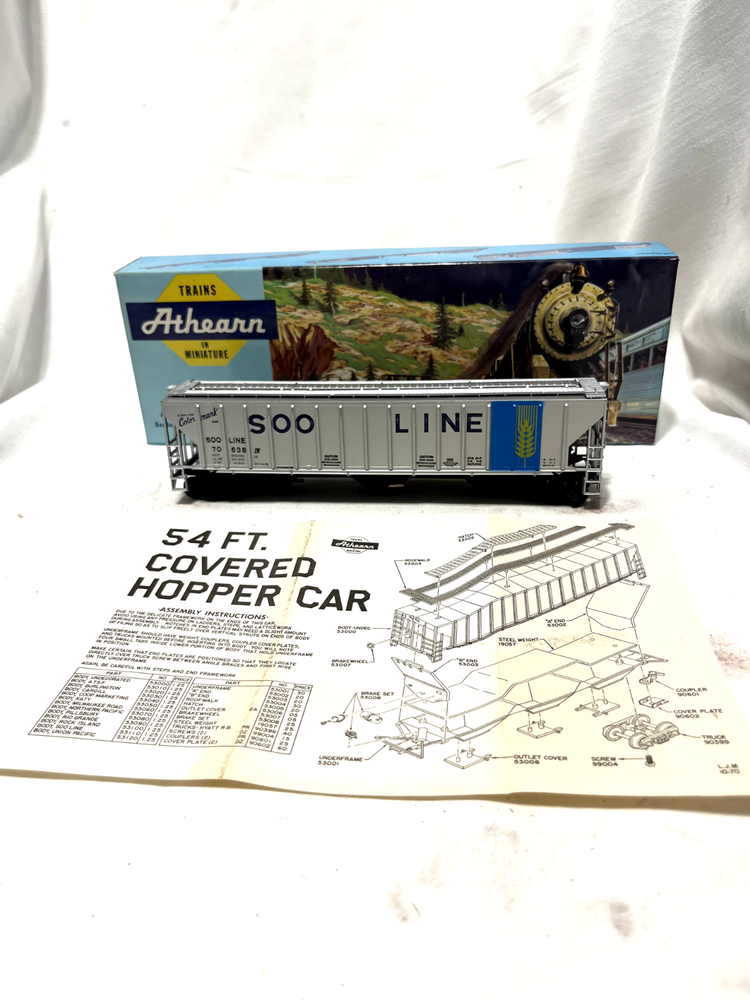 Athearn SOO Line 70638 HO Scale 3 Bay Covered Hopper New Assembled DG156