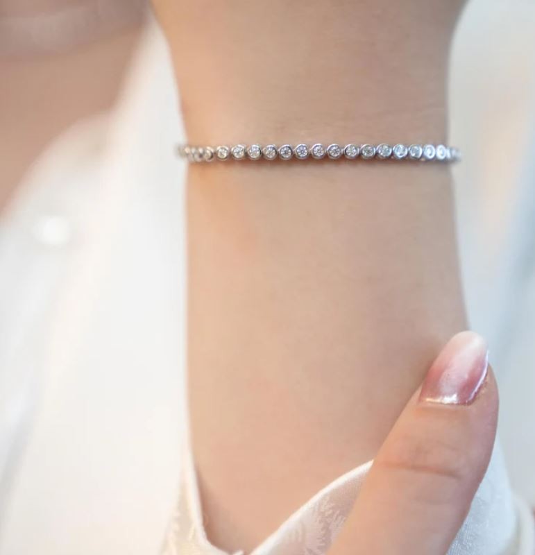 Christmas Sale Solid 14k White Gold 2.50 Ct Round Cut Moissanite Tennis Bracelet-image