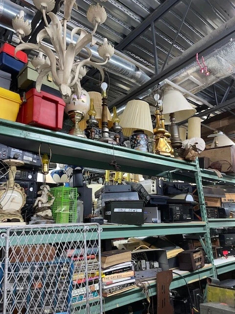 Bulk Estate Clearance Box Lot – 5 Pounds of Unclaimed Items #FD49  