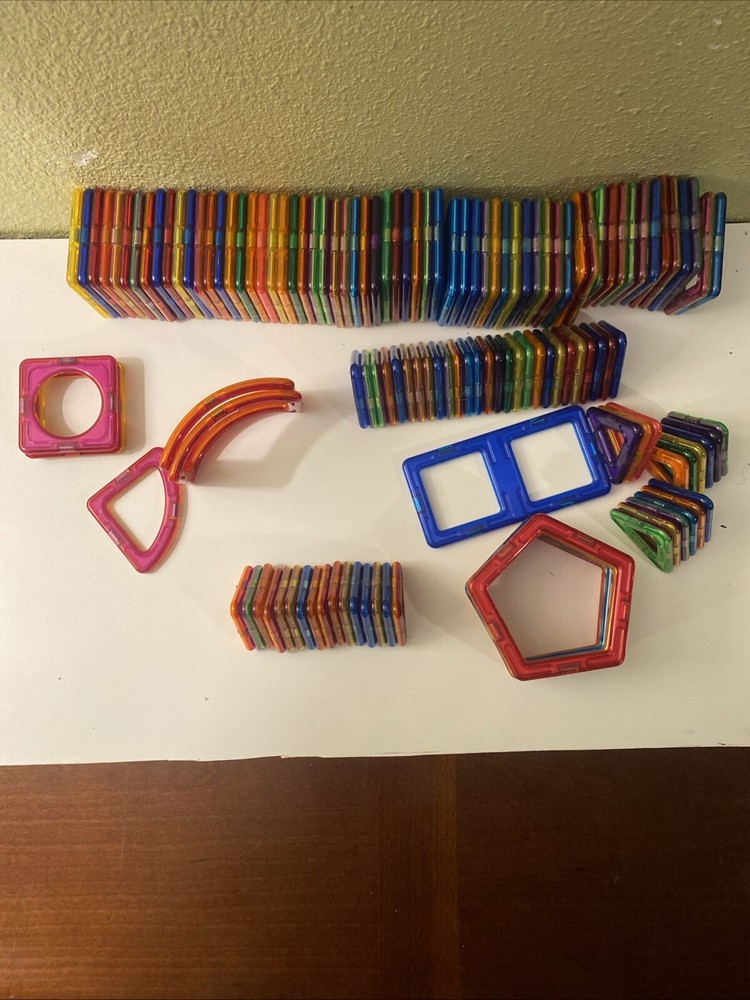 Magformers Lot of 130 Pieces Magnetic Building Toy Squares Triangles