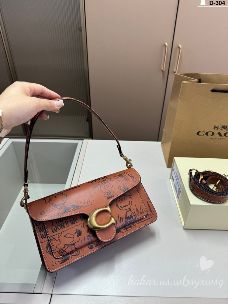 Coach Classic Snoopy Leather Cartoon Handbag/Shoulder/Crossbody Bag 26*13*6.5cm