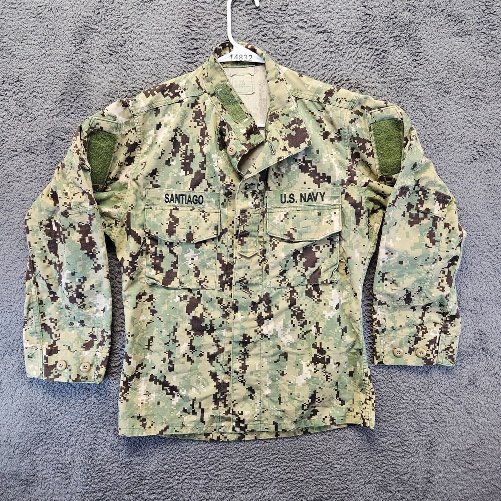 US Navy Working Uniform Type III Blouse Shirt Size Small Regular Green Digi Camo