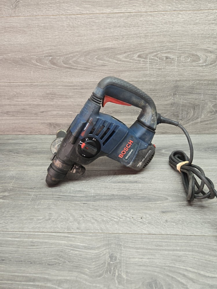 Bosch RH328VC Rotary Hammer Drill with Vibration Control