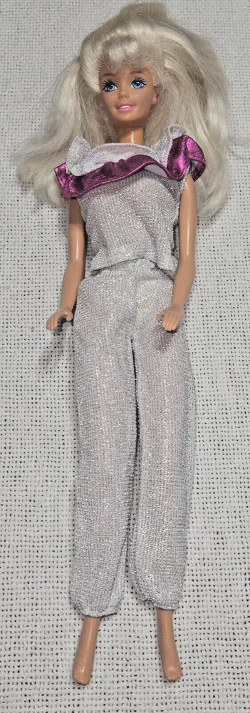 Vintage Mattel 1976 Blonde Barbie Doll w Blue Eyes, Earrings