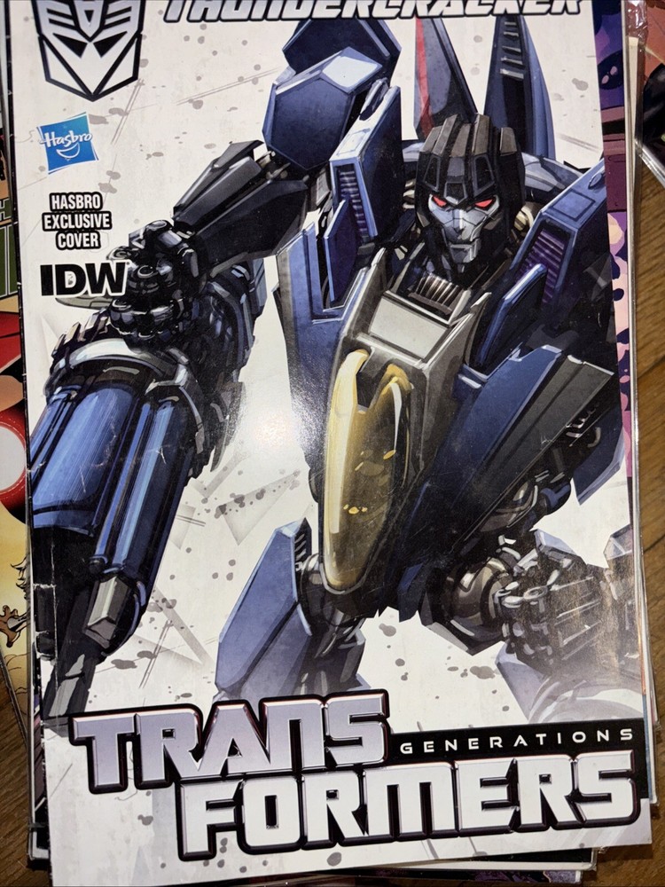 IDW Exclusive Transformers Thundercracker Action Figure