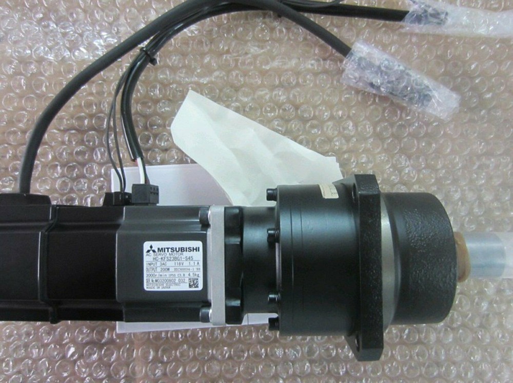 1PC New Mitsubishi Servo Motor HC-KFS23BG1-S45 1 year warranty