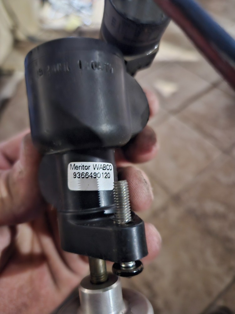 meritor 9366490120 rv park brake put of 08 holiday rambler