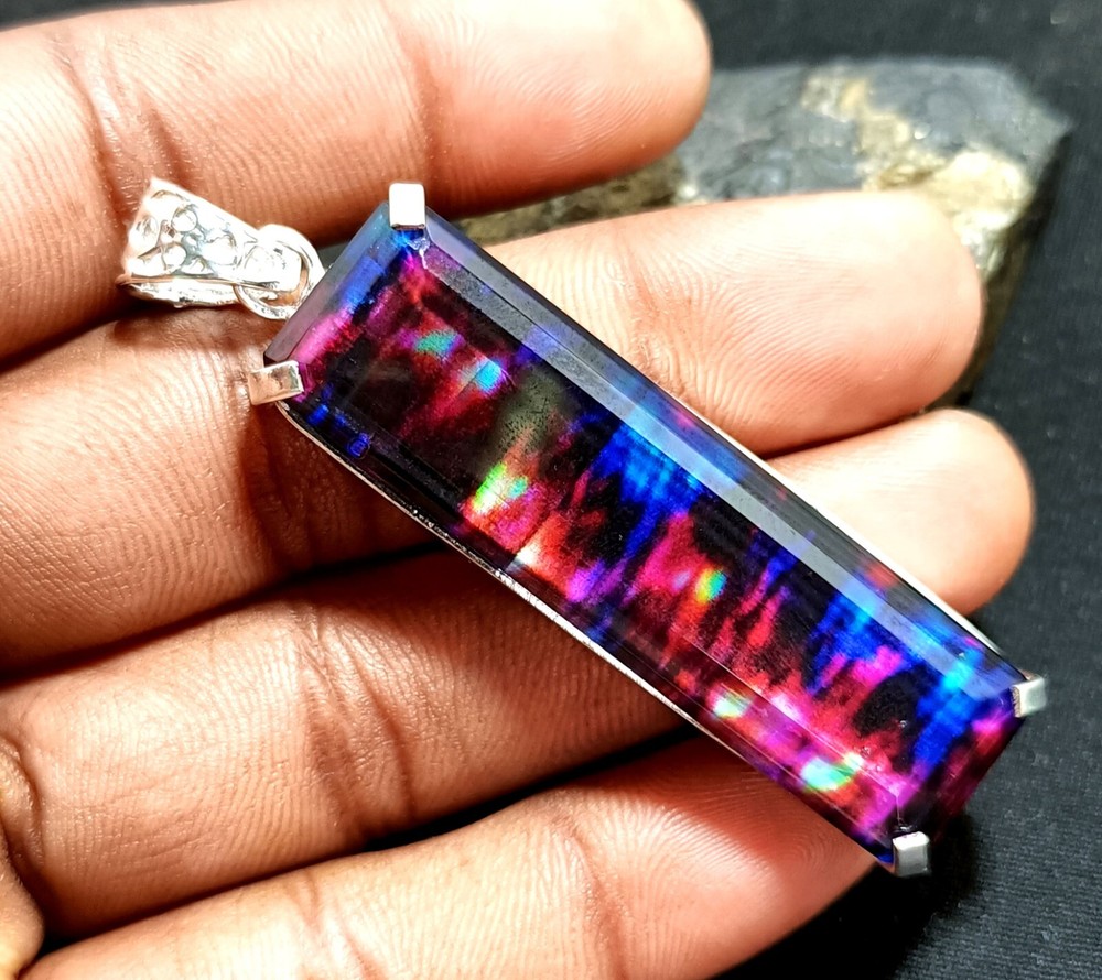 80.10Ct Certified Natural Ammolite Emerald Cut 925 Silver Pendant Loose Gemstone