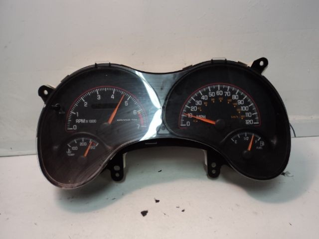 Speedometer Instrument Cluster 22706271 Fits 2004 PONTIAC GRAND AM F33-111798