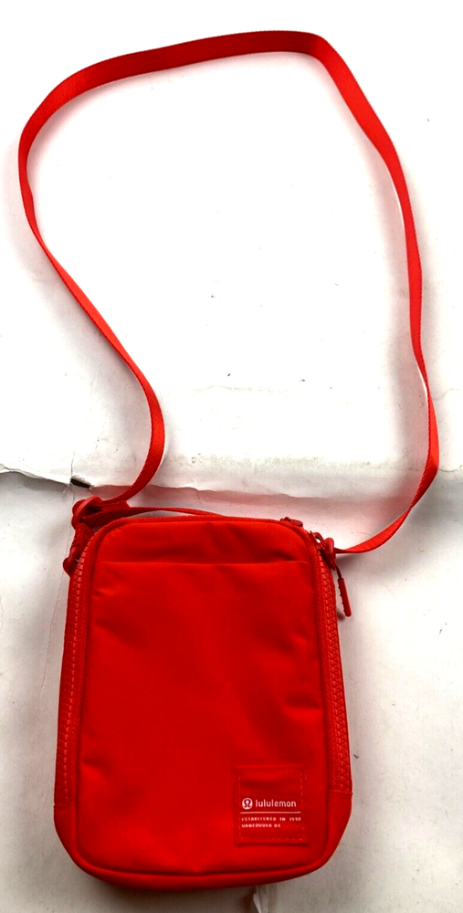 Lululemon Womens Adjustable Strap Crossbody Bag with Zipper in Orange