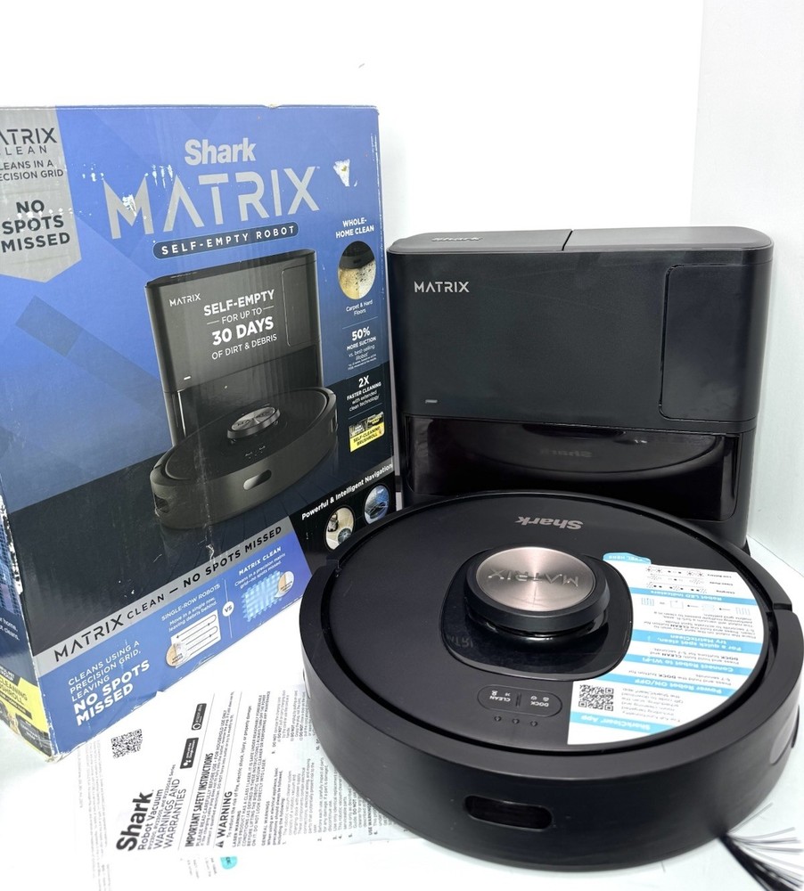 Shark Matrix Self-Emptying Robot Vacuum With 30 Day Dock - Black
