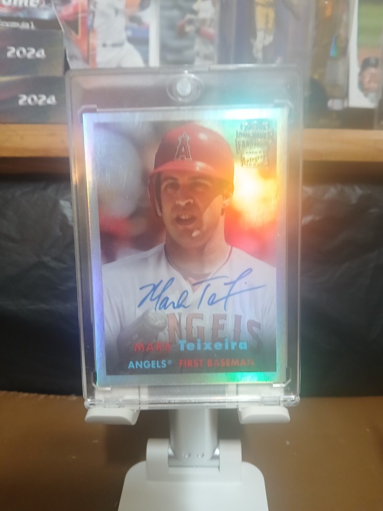 2024 Topps Archives Fan Favorites Gold Foil Autograph Boar Teixeira /99