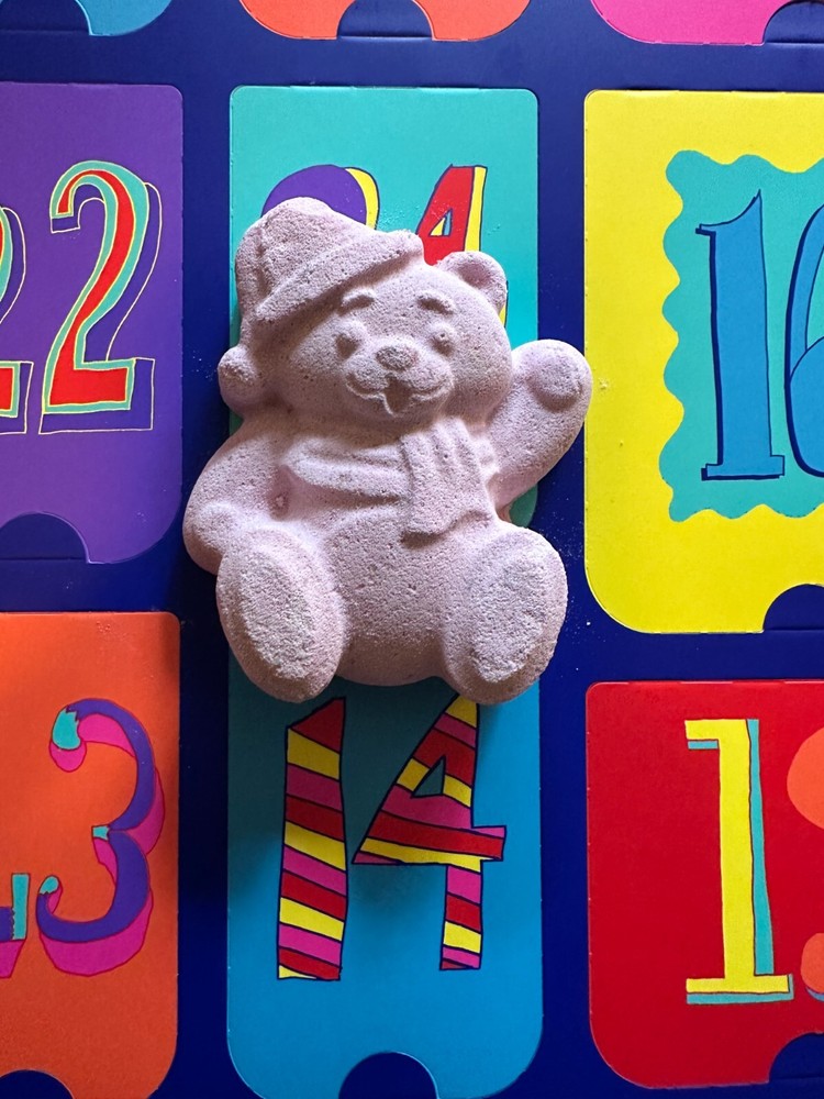 LUSH Butter Bear Bath Bomb Ylang Ylang Oil Organic Cocoa Butter  3.5 Ounce New