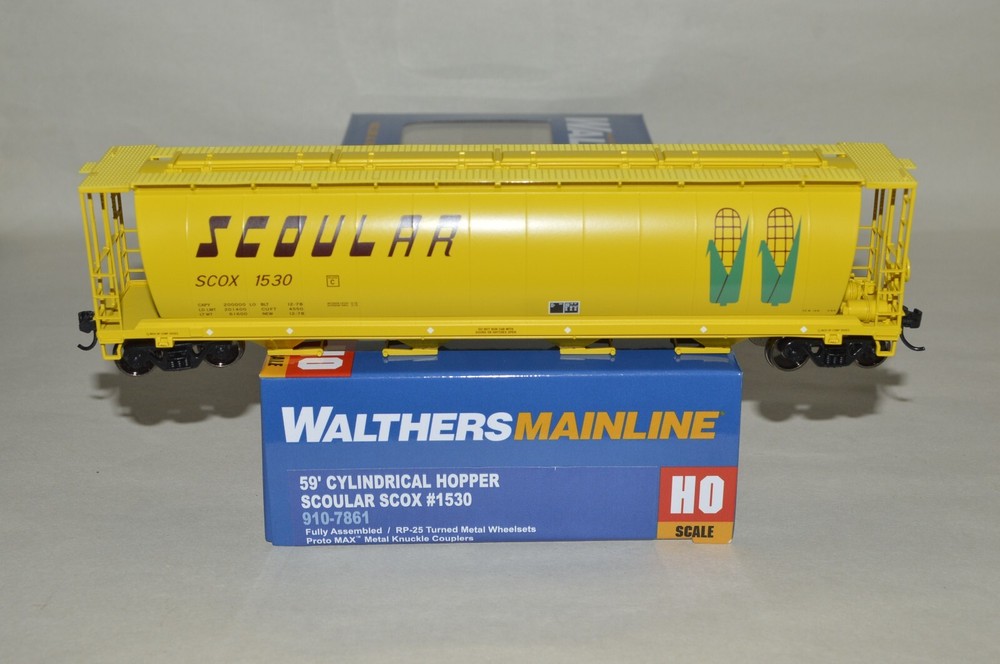 HO scale Walthers Scoular 59' cylindrical grain covered hopper car train 1530