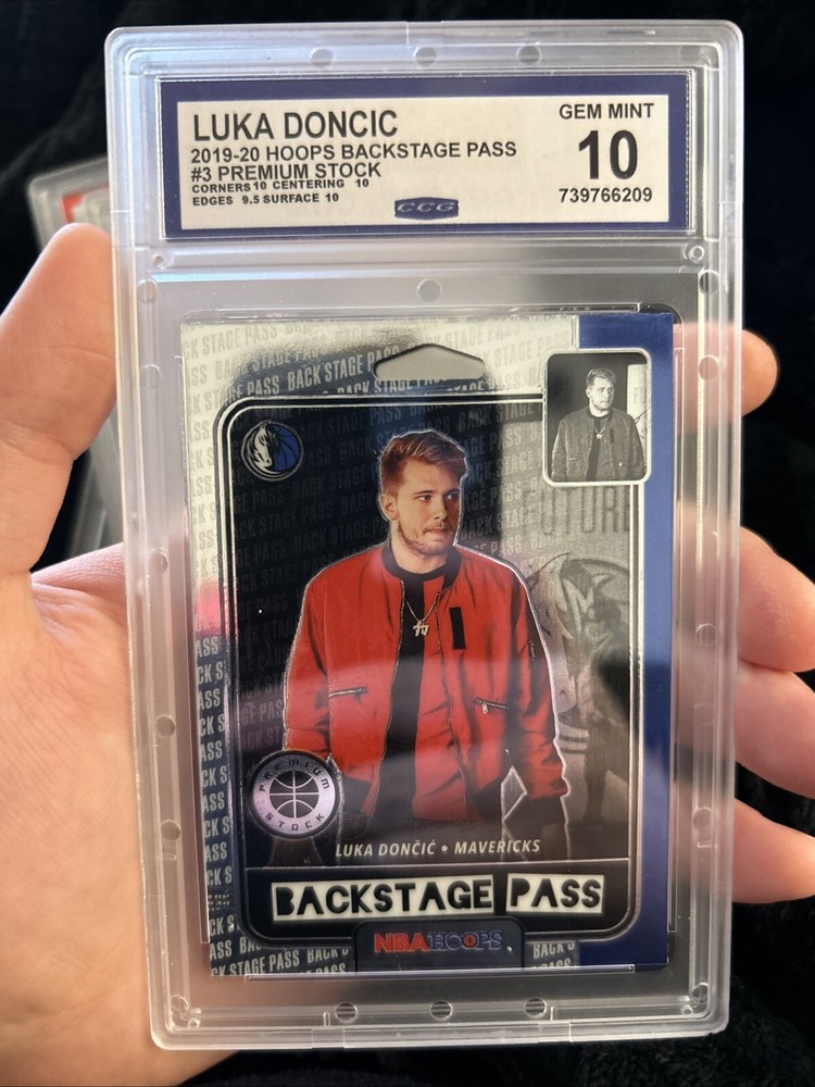 2019-20 Panini NBA Hoops - Backstage Pass Holo #3 Luka Dončić