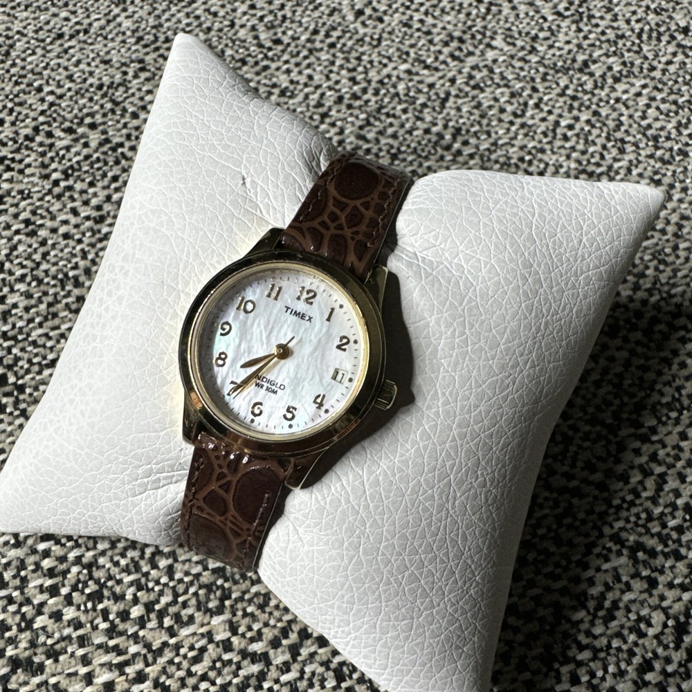 Timex Watch Women 25mm Gold Tone MOP Indiglo Leather Band New Battery