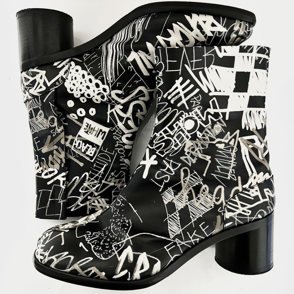 Maison Margiela Graffiti Tabi Boots Men Boots Original LTD Collection VHTF Shoes