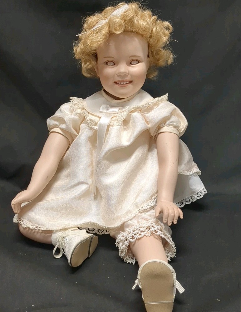 Danbury Mint Creepy/ Haunted Eyes Little Miss Shirley Temple Doll Collection