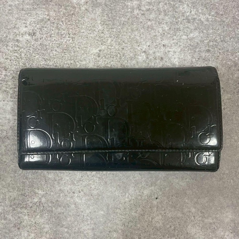 Dior Long Patent Leather Wallet in Black Pre-Owned Condition