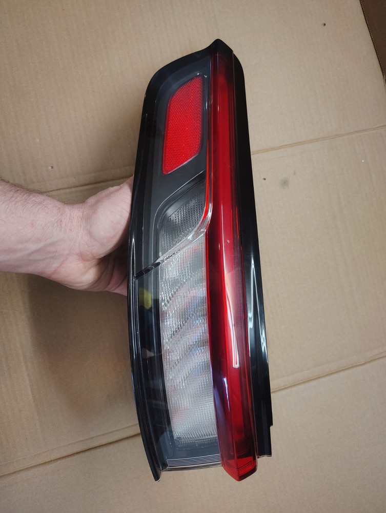 2021-2024 Jeep Grand Cherokee Outer Tail Light OEM LH Left Hand LED 68421133AD