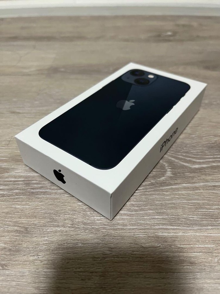 iPhone 13 128GB - W/ TikTok