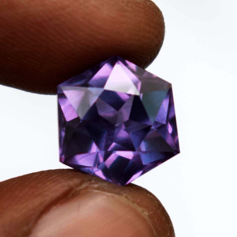 8.50 Carat Natural Alexandrite Color Change Gemstone Hexagon Cut Certified