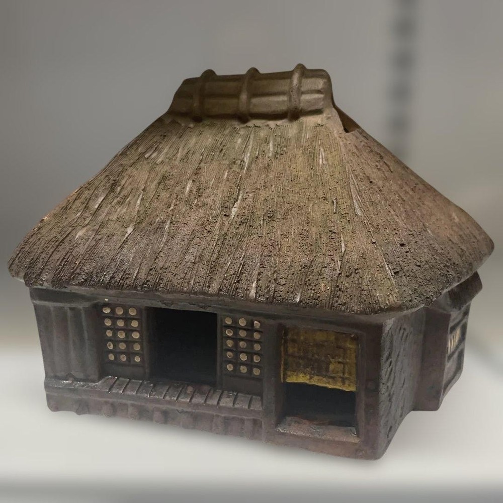 Incense Burner Kuzuya House Shape Pottery 5.9in Vintage Japanese Figurine Figure