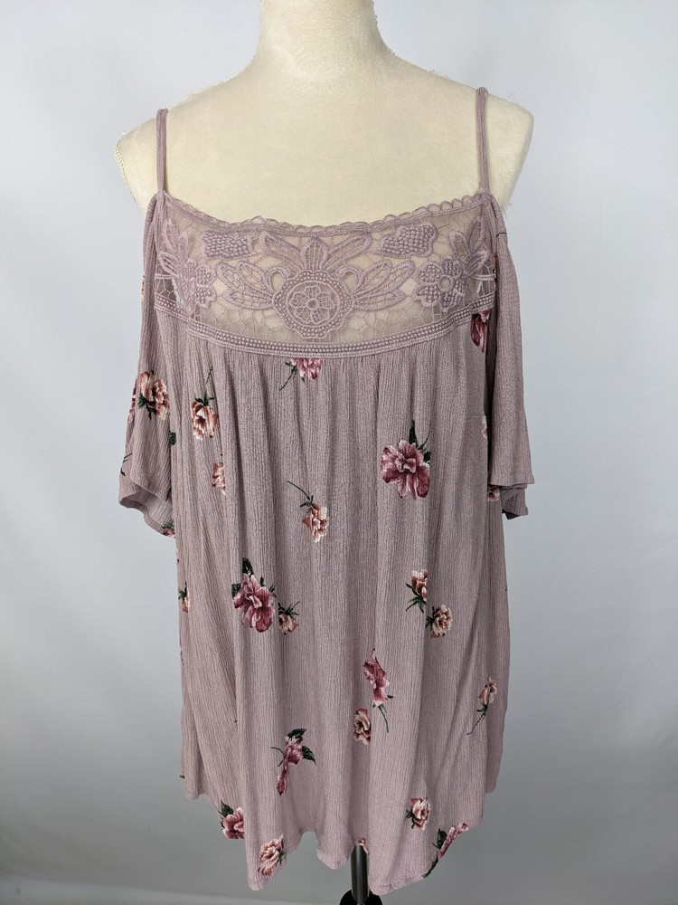 Torrid Cold Shoulder Top Light Purple Floral 1 Crinkled Fabric Lace Accent