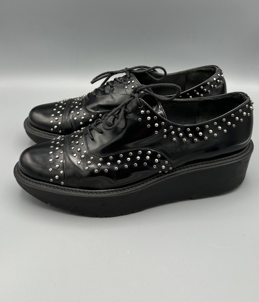 Stuart Weitzman Womens Black Patent Leather Platform Studded Lace Shoes Size 9M