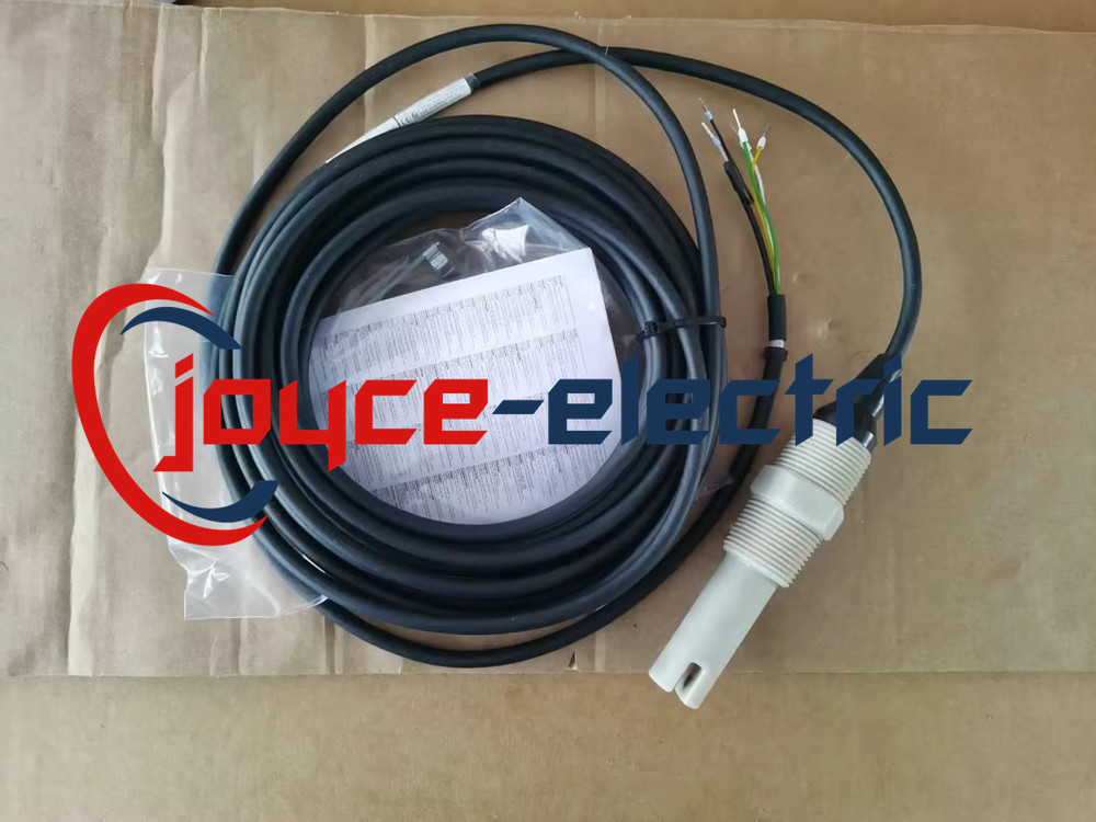 Endress+Hauser CLS21-C1N3A brand new Conductivity Electrode CLS21-C1N3A
