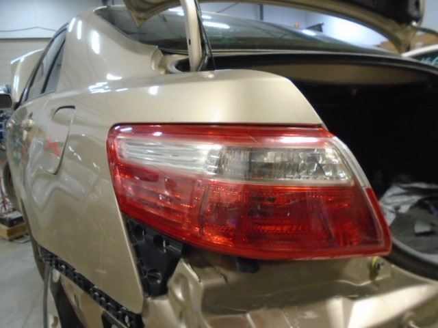 07-09 Camry Tail Light Quarter Panel Mount Replacement Part 1986171