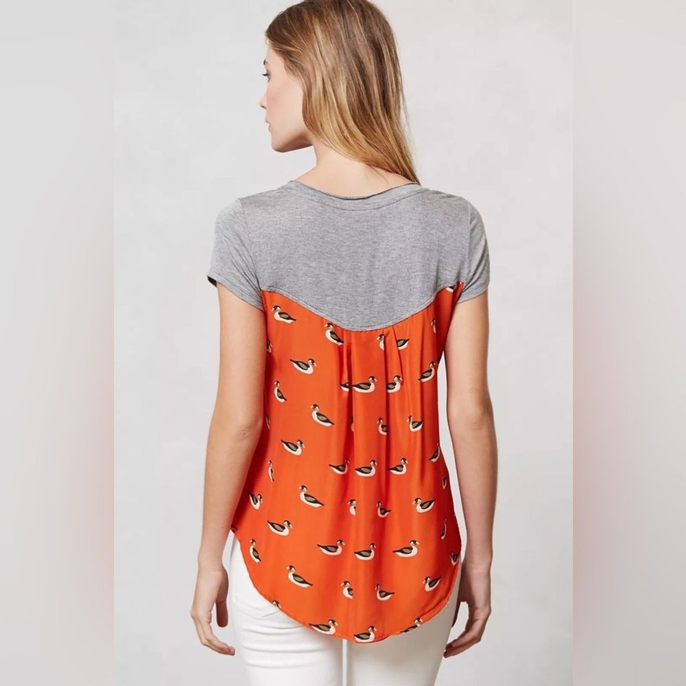Anthropologie Porridge Surprise Ending Gray T-Shirt Orange Duck Pattern Back XS