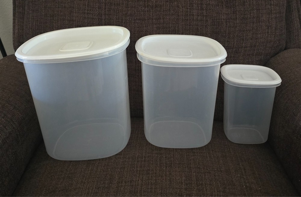 Vintage Rubbermaid Containers Lot Of 3 #7 #6 #8 Food Storage USA