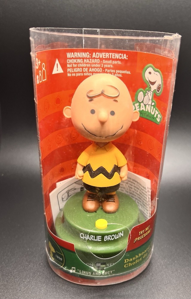 2010 Gemmy Charlie Brown Dashboard Driver Figurine Sealed Vintage