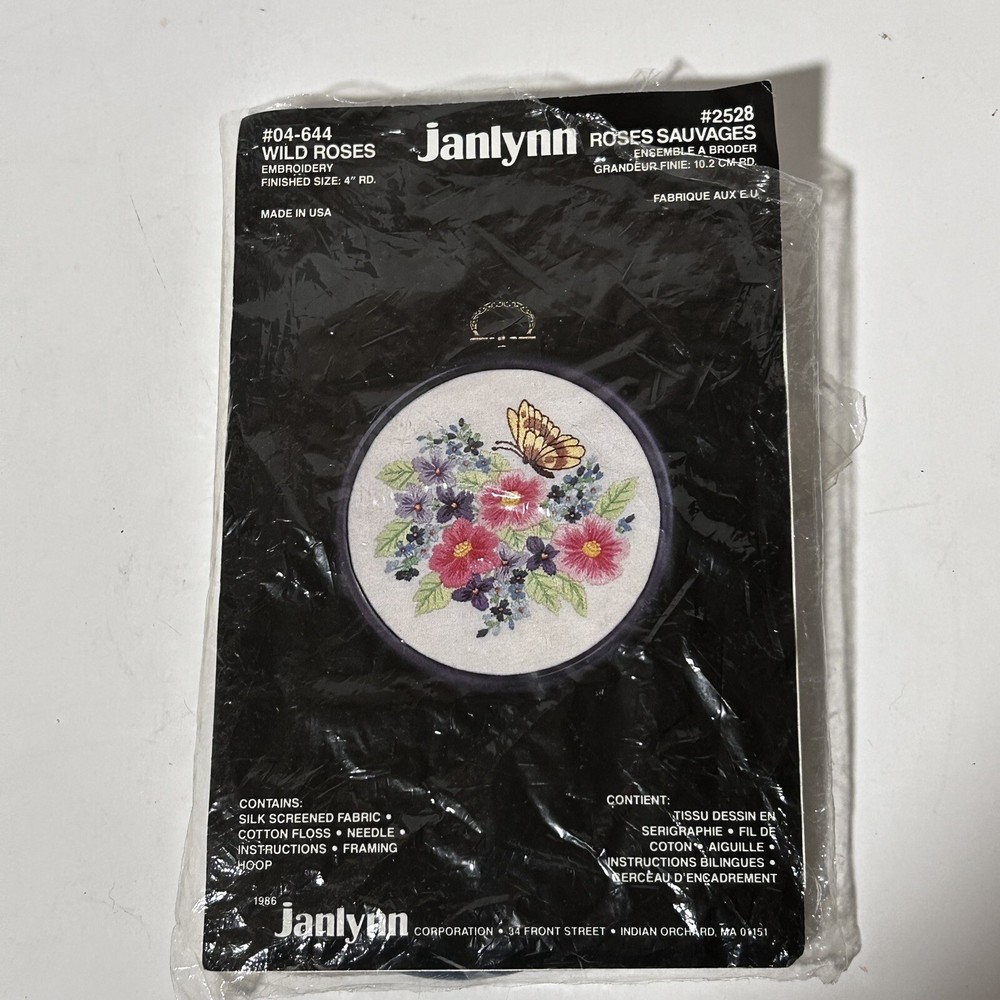 Vintage Janlynn Embroidery Kit ‘Wild Roses’ Silk Screen Fabric 4” Round Hoop
