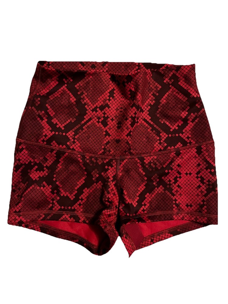 Lulemon Boogie Short Roll Down in Red Black Snake Print NWT Size 4