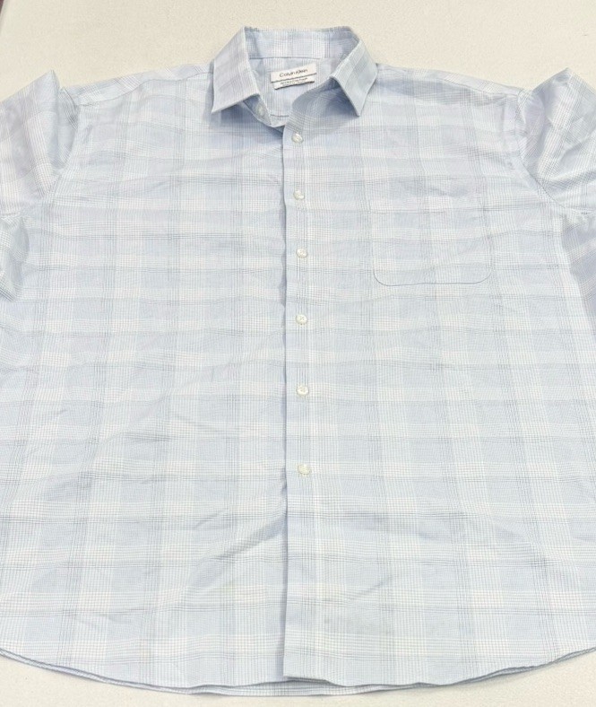 Calvin Klein Men's Wrinkle Free Dress Shirt, Light Blue, Size XL (17-17.5,34/35)