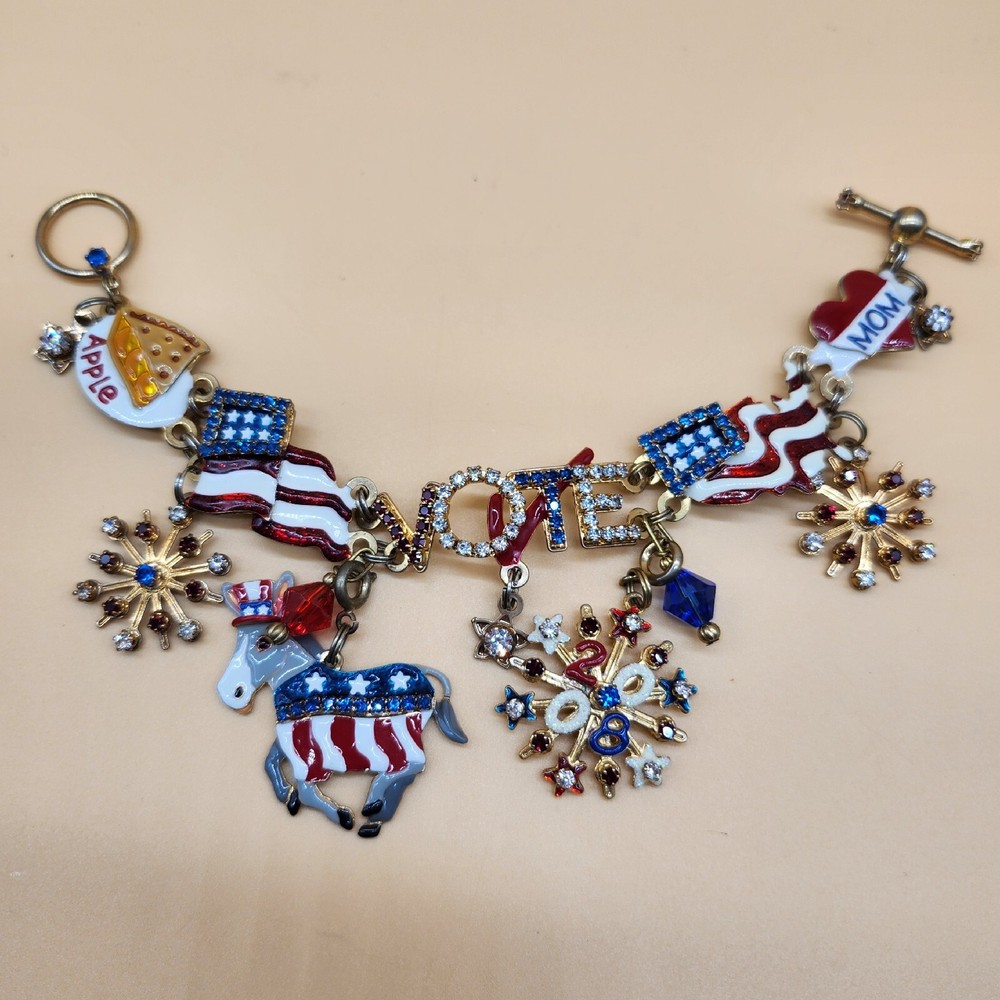 Your Vote Counts Zander Elliott Flag Horse & 2008 Extra Charms Bracelet LATR 2GO