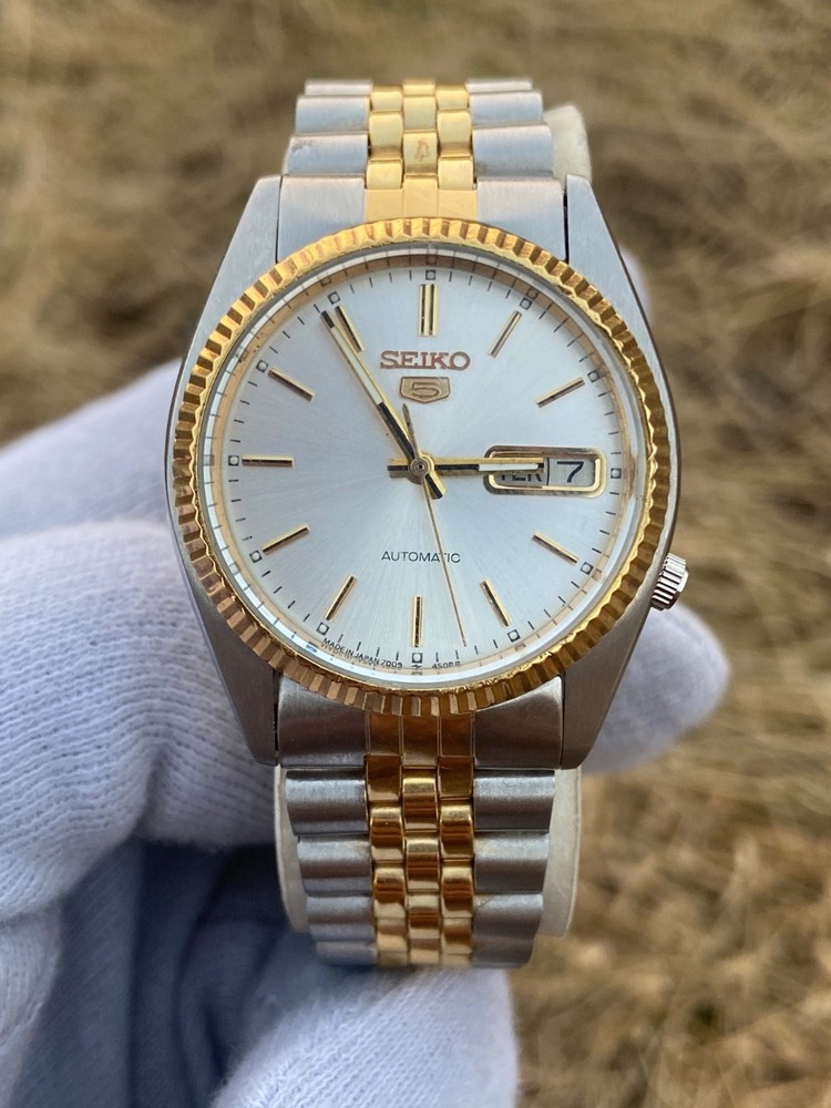 Seiko 5 Mens Automatic Watch Fluted bezel 7009 Day/Date