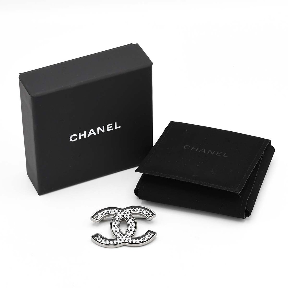 CHANEL Brooch Metal Coco Mark Clover Pattern A24S 14.6g   Bag 205229