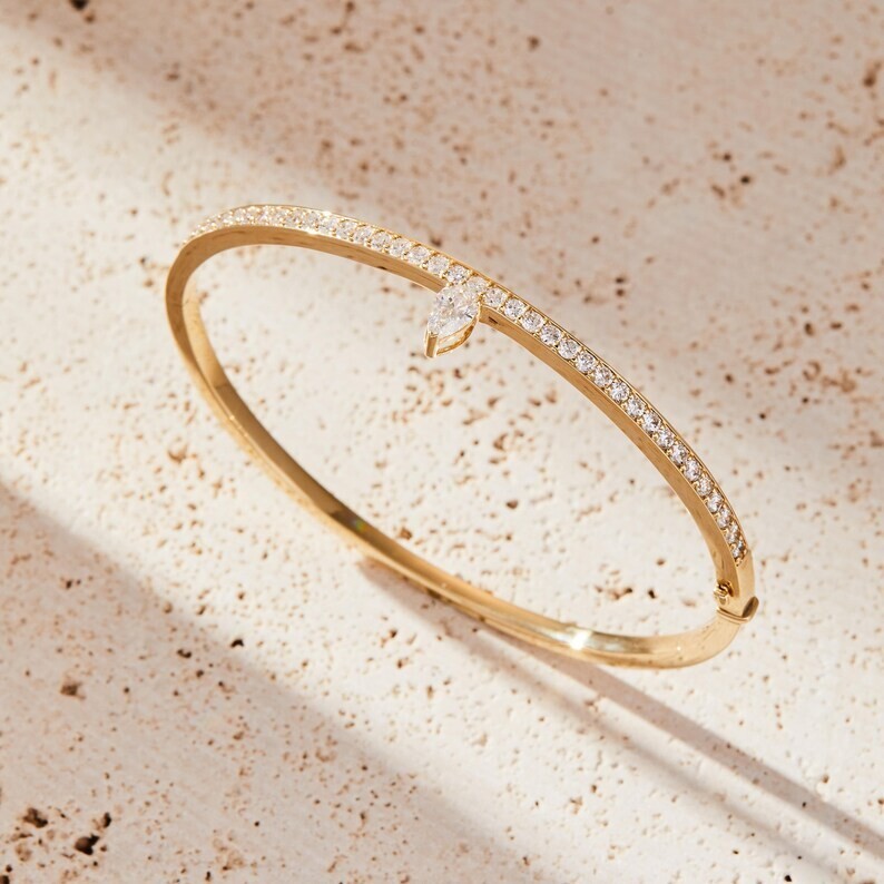 5.4 Ct Pear Simulated Diamond 925 Yellow Sterling Silver Elegant Bangle Bracelet