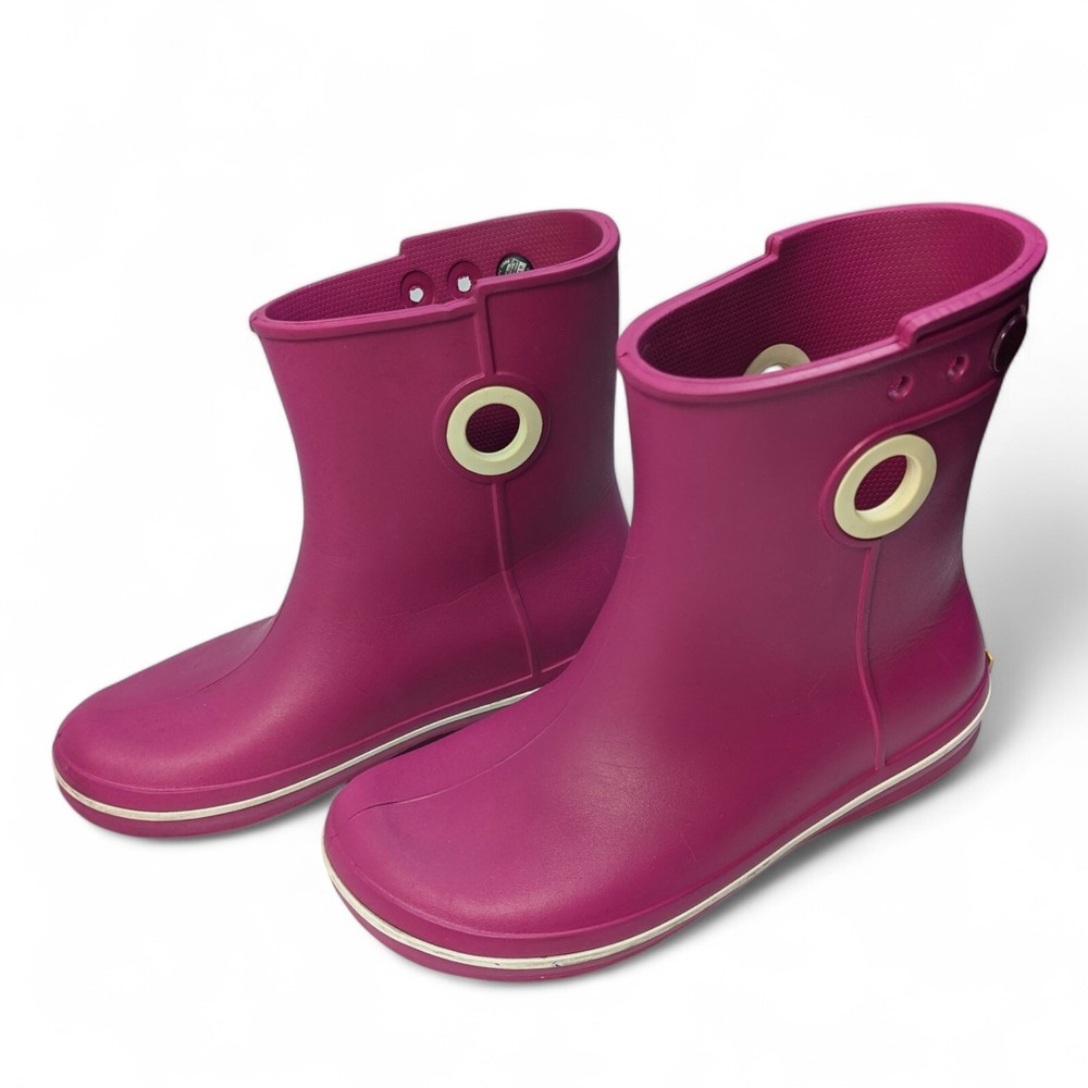Crocs Women’s Size 6 Jaunt Shorty Pink Lightweight Rubber Rain Boots