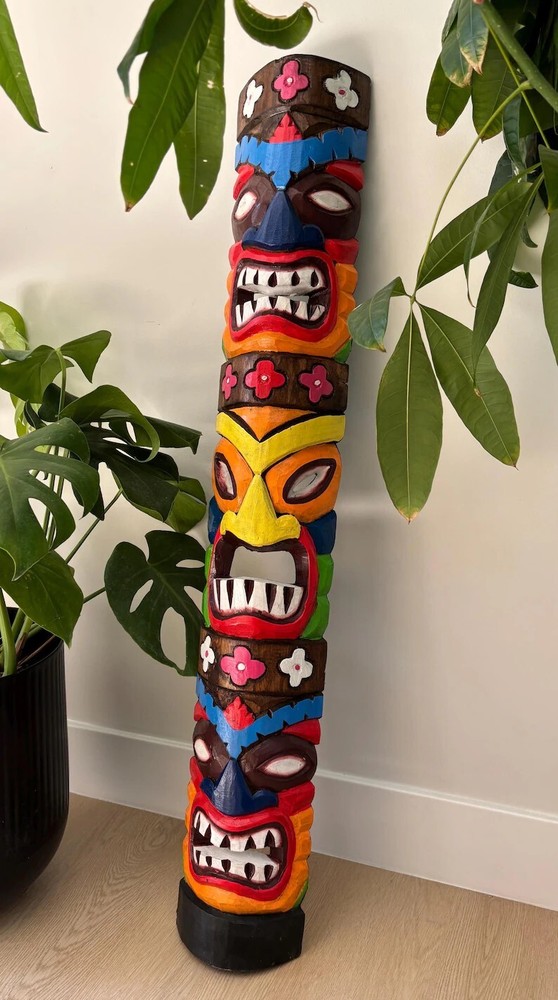 Hawaii Hand Made Carved Wooden 39