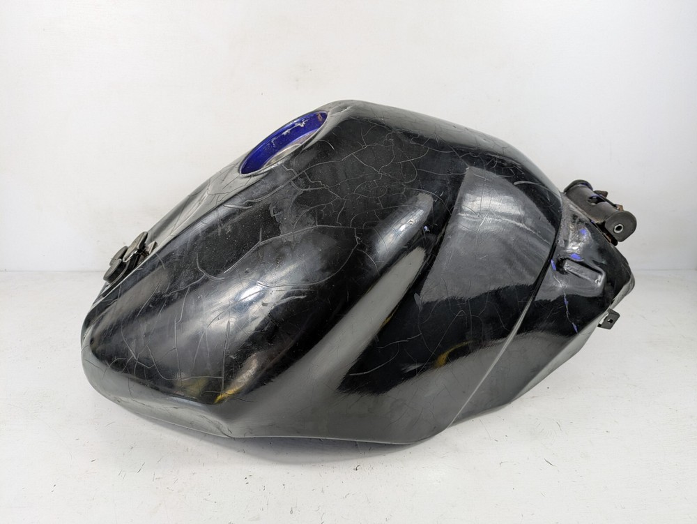 1998 - 1999 Yamaha R1 YZF 1000 Gas Petrol Fuel Tank