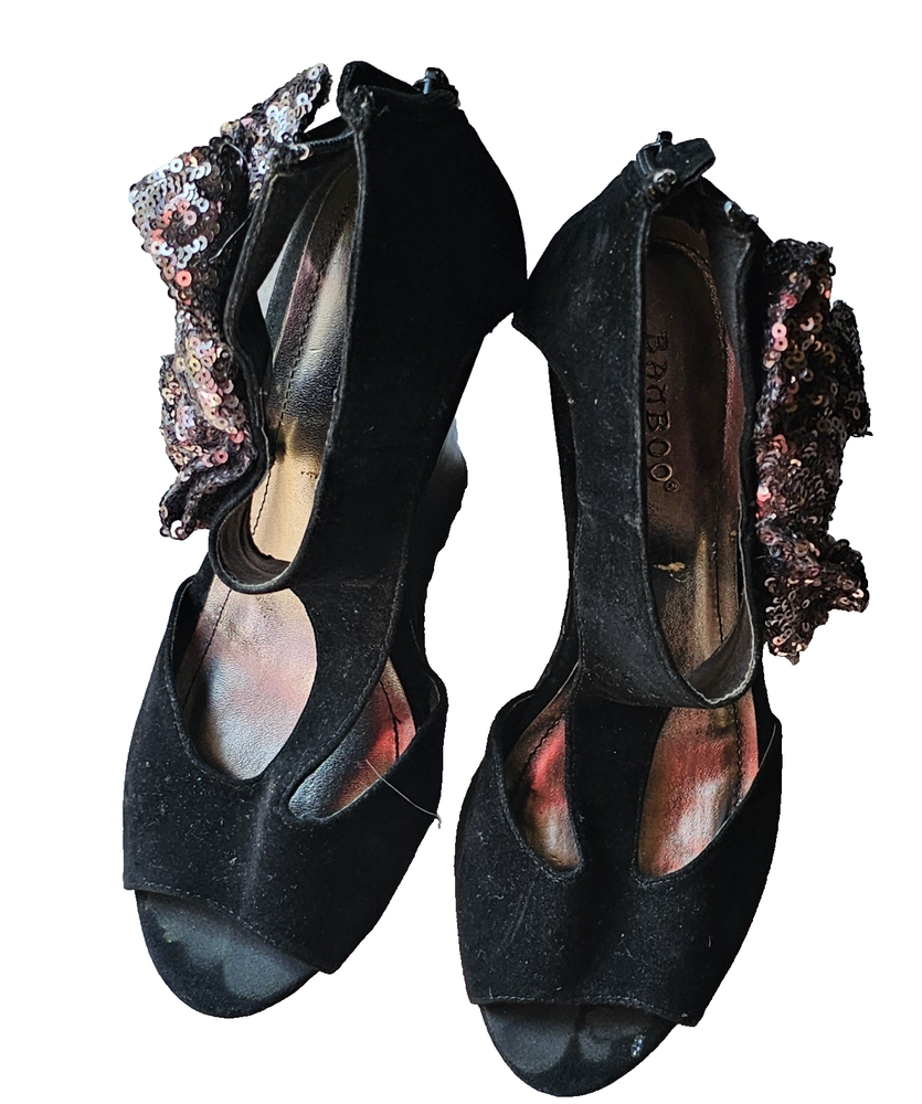 Bamboo Black and Silver Women Shoes Size 7 Comfortable & Stylish